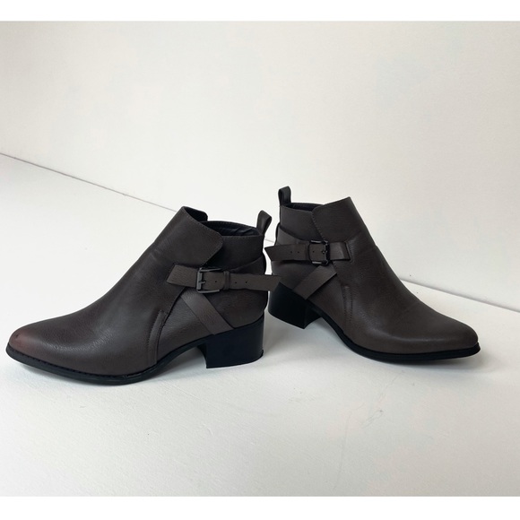 GREY MIA SHOES - Picture 1 of 4